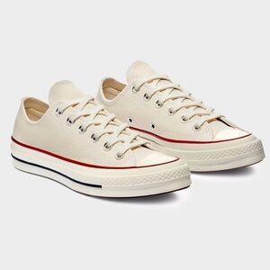 Converse Chuck 70 Cream Low Tops